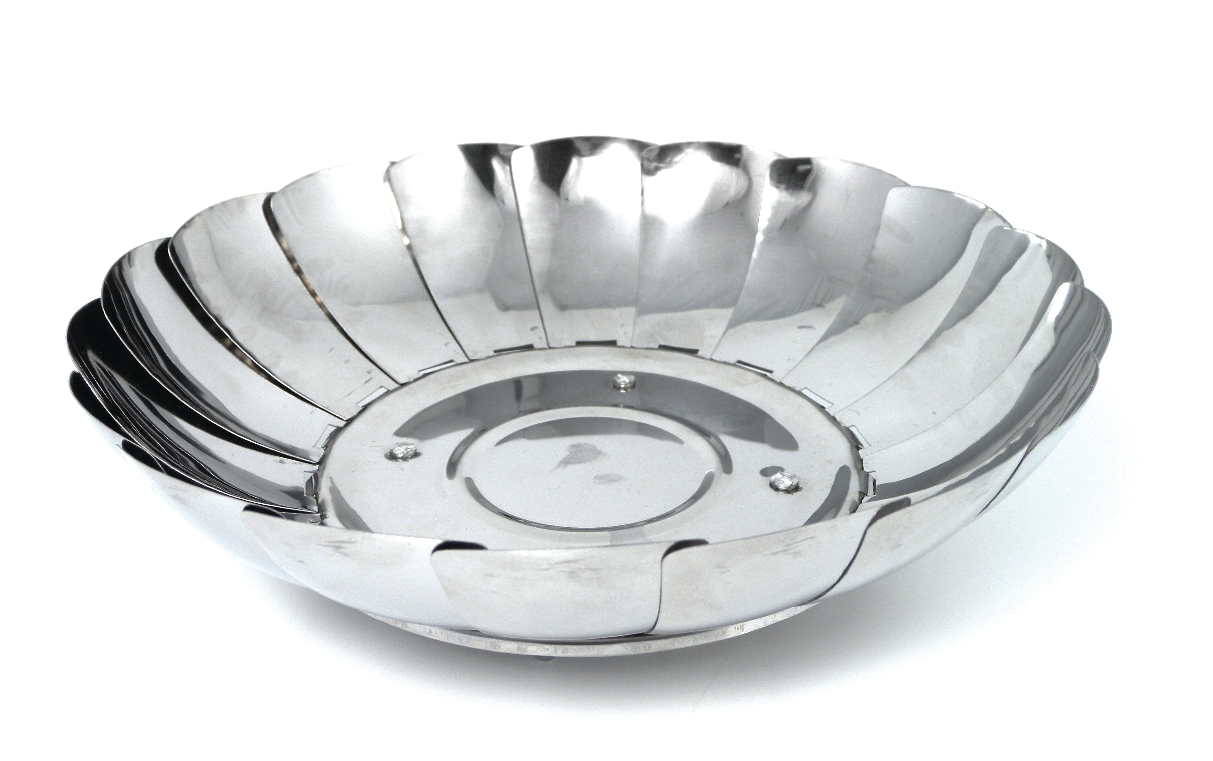 Portable and collapsible fire holder FireBowl for